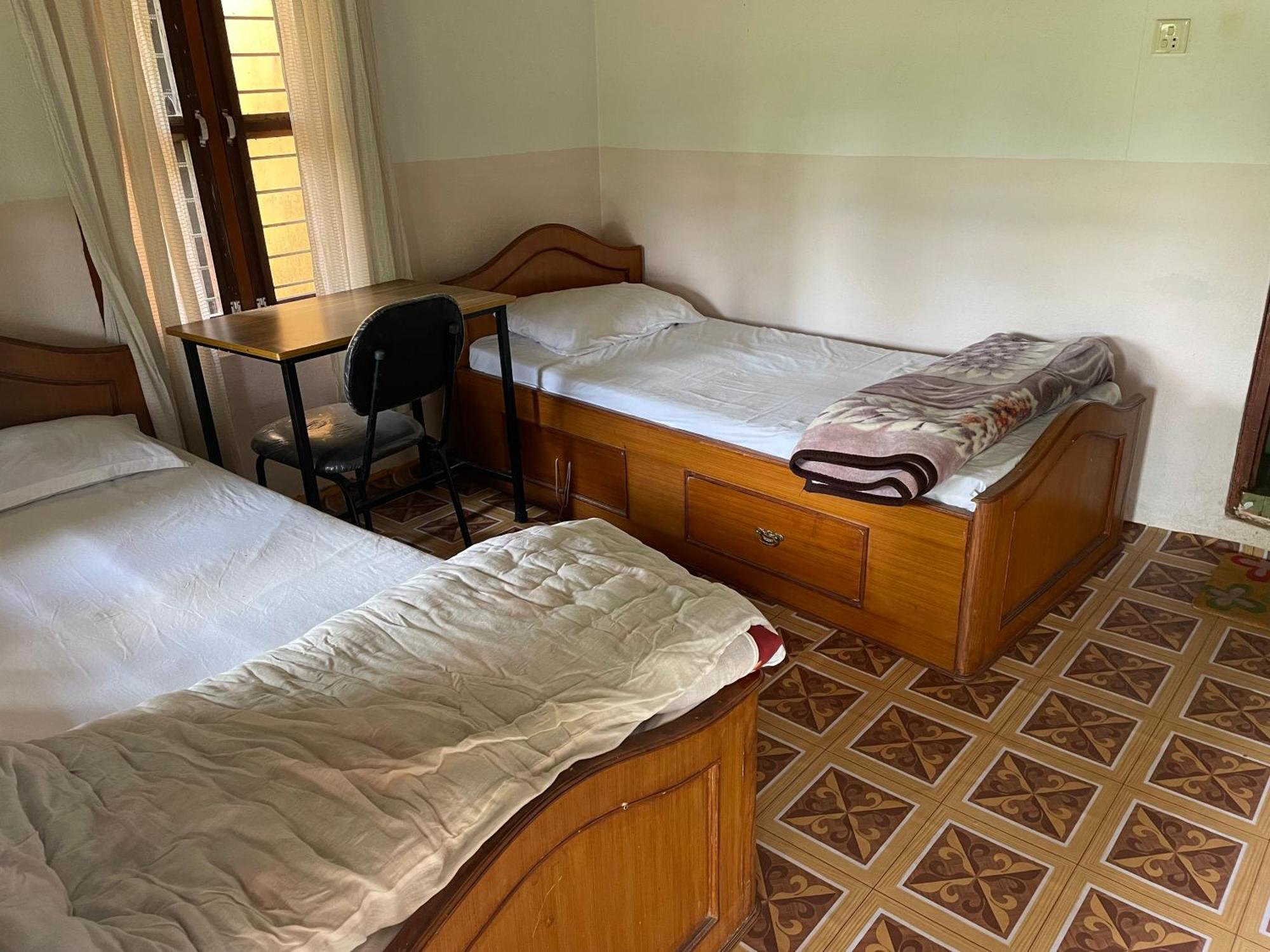 Rupa View Guest House Pokhara Bagian luar foto