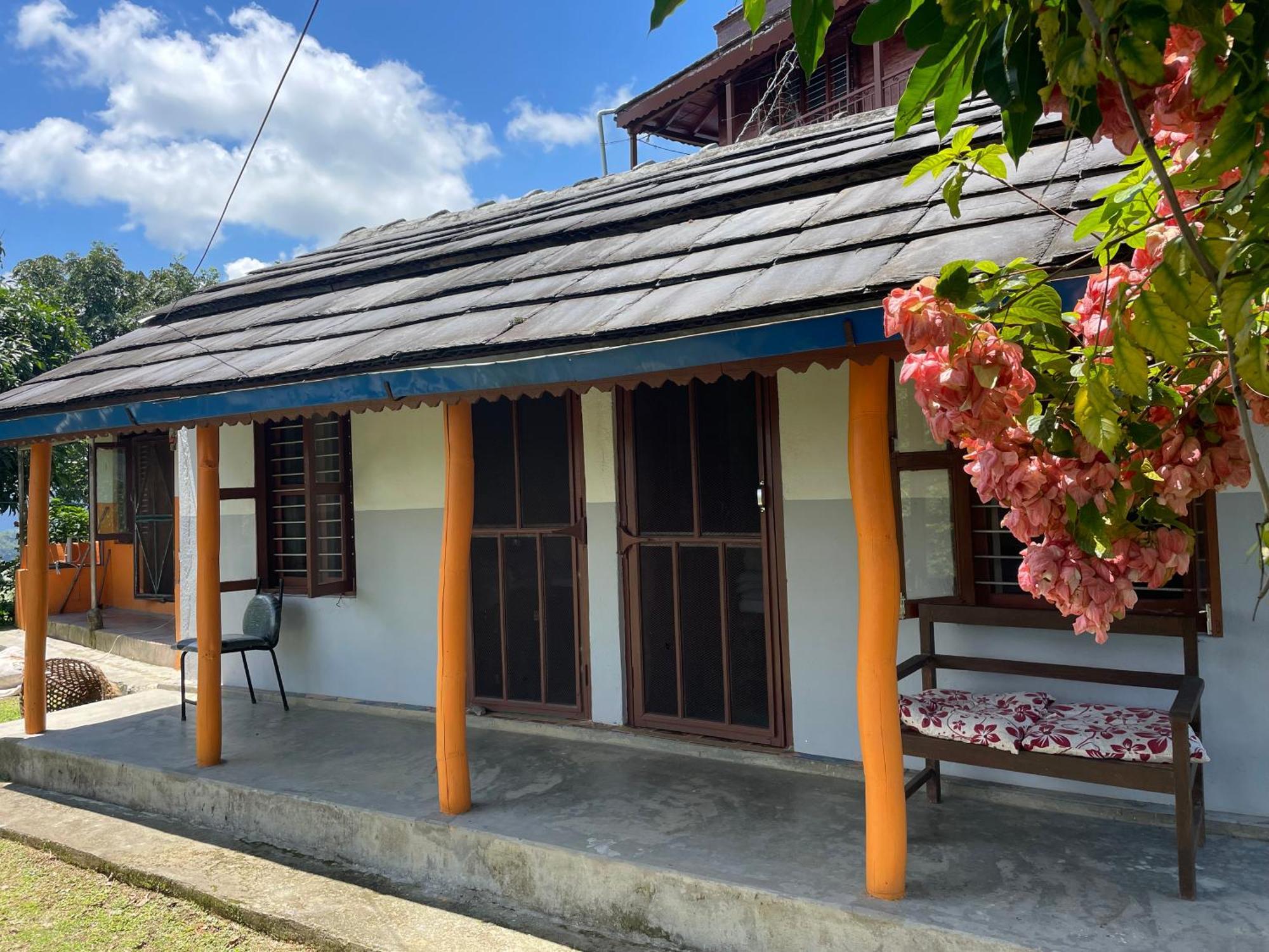 Rupa View Guest House Pokhara Bagian luar foto
